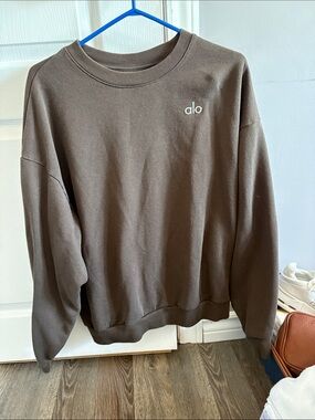 Alo Yoga Crew Neck